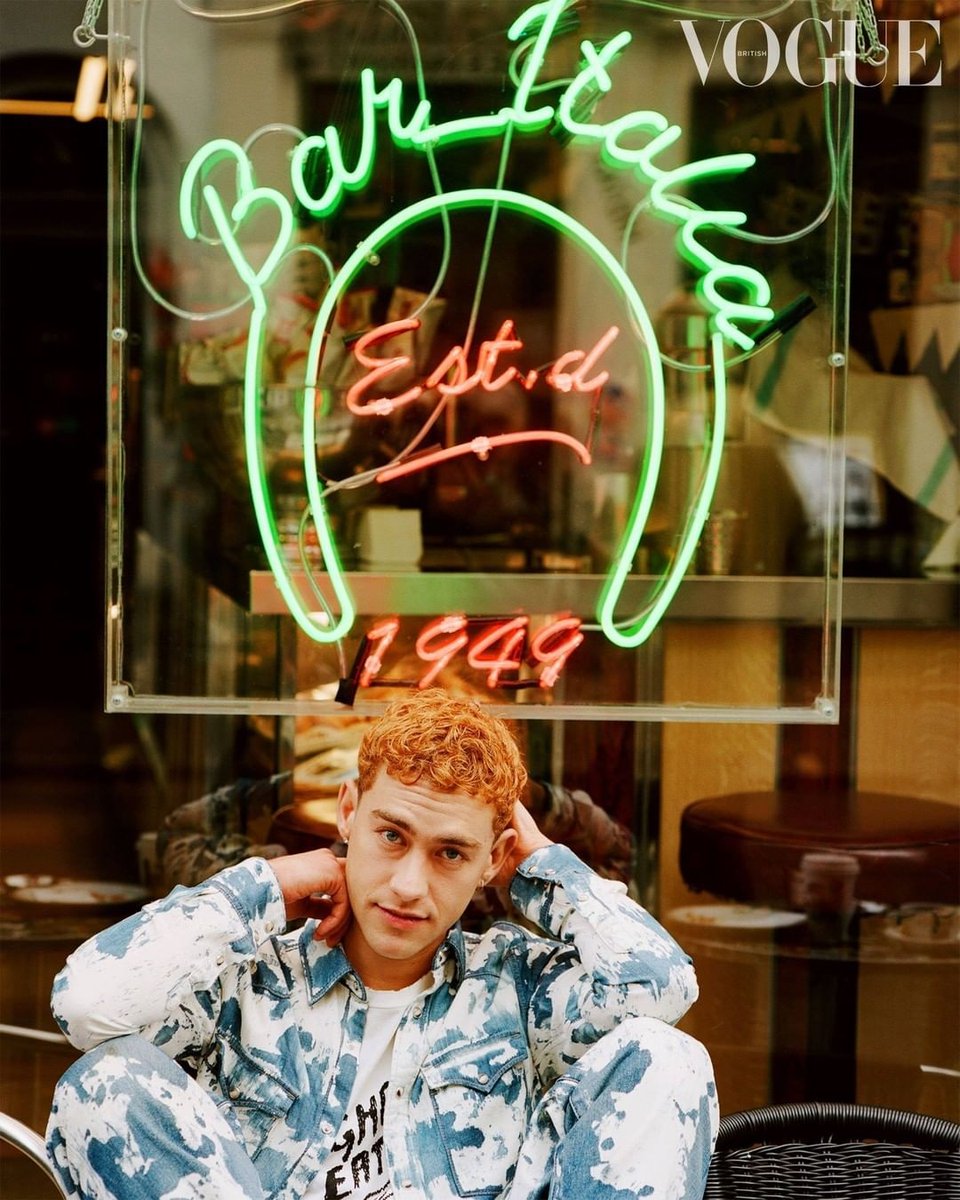 .@Alexander_Olly killing it for @BritishVogue 💫
#OllyAlexander #YearsAndYears https://t.co/rvOmoiOoYQ