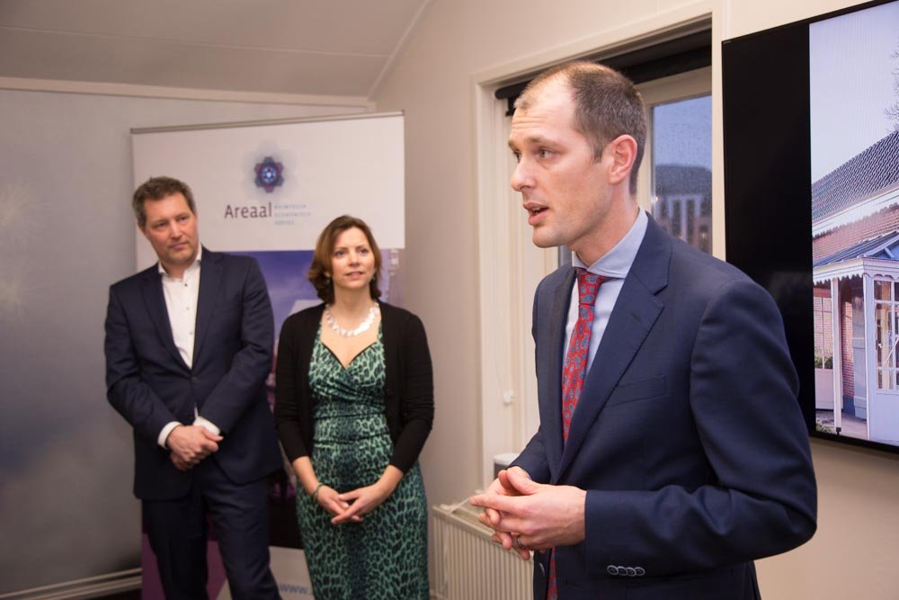 Blue Monday!? Wij kijken met plezier terug hoe alweer 3 jaar geleden wethouder @S_Jansen81 <a href="/gemeentezeist/">Gemeente Zeist</a>  onze mooie Stationsvilla <a href="/Princenhove/">Stationsvilla Princenhove</a> opende! 
We kijken hoopvol vooruit naar het moment dat we daar weer samen kunnen werken en vergaderen.