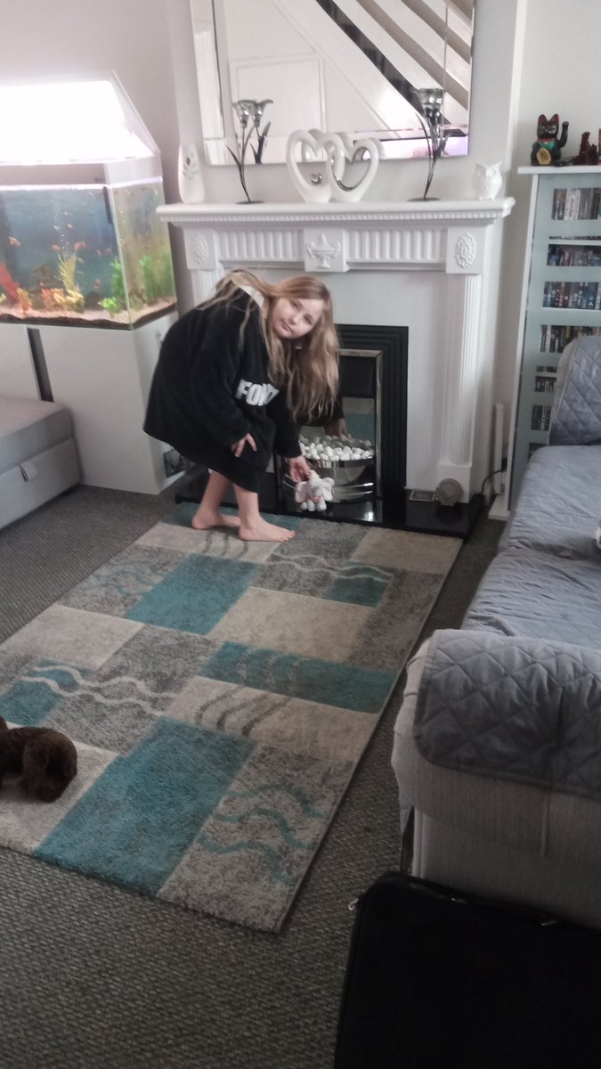 wendy74smith's tweet photo. @BPSYr5 some photos of Rebecca doing NESW challenge . At home and in grandma's garden whilst walking the dogs https://t.co/e8ROVevNdg