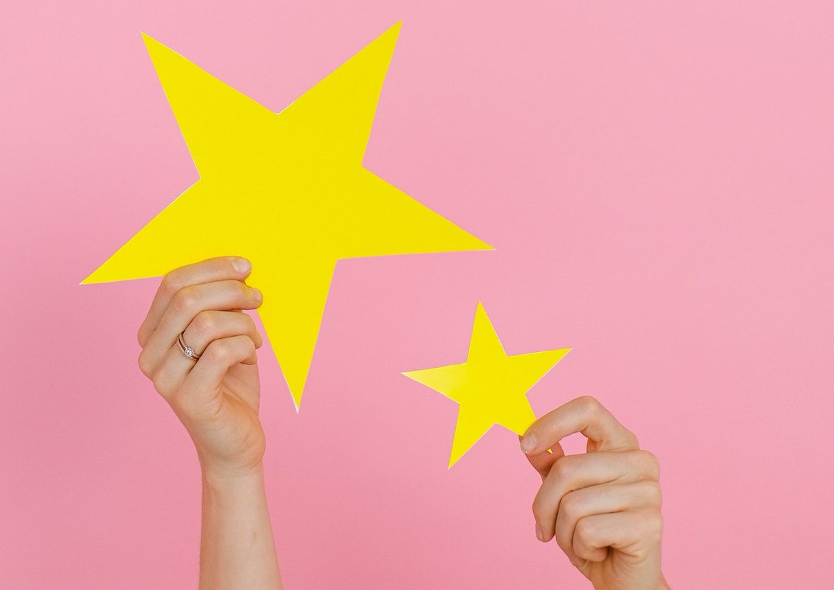 Who's in for a little list of places to send your writing to brighten up this cold, dark January afternoon? 