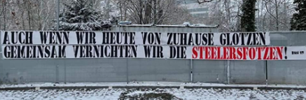 ultrapeinlich's tweet photo. Sexistisches Spruchband aus der Ultraszene des Eishockeyvereins @HeilbronnerEC 

#ultras #ultrapeinlich #heilbronn #sexismus #sexism https://t.co/ip0ARL4qiX