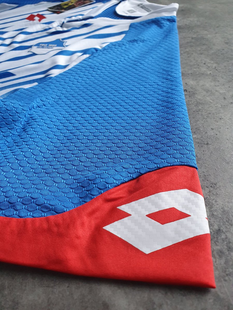 kdougan5's tweet photo. Recent purchase from mysterykitco. Easy to order and great service 😎 #mysterykitco#hoffenheim#bundesliga https://t.co/Iz3vxaxtkh
