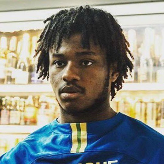 midiminuit__'s tweet image. 📈 1PLIKÉ140 dépasse la barre des 20 000 exemplaires vendus avec ses EP « 1PLIKTOI Vol.1 » et « 1PLIKTOI Vol.2 » !