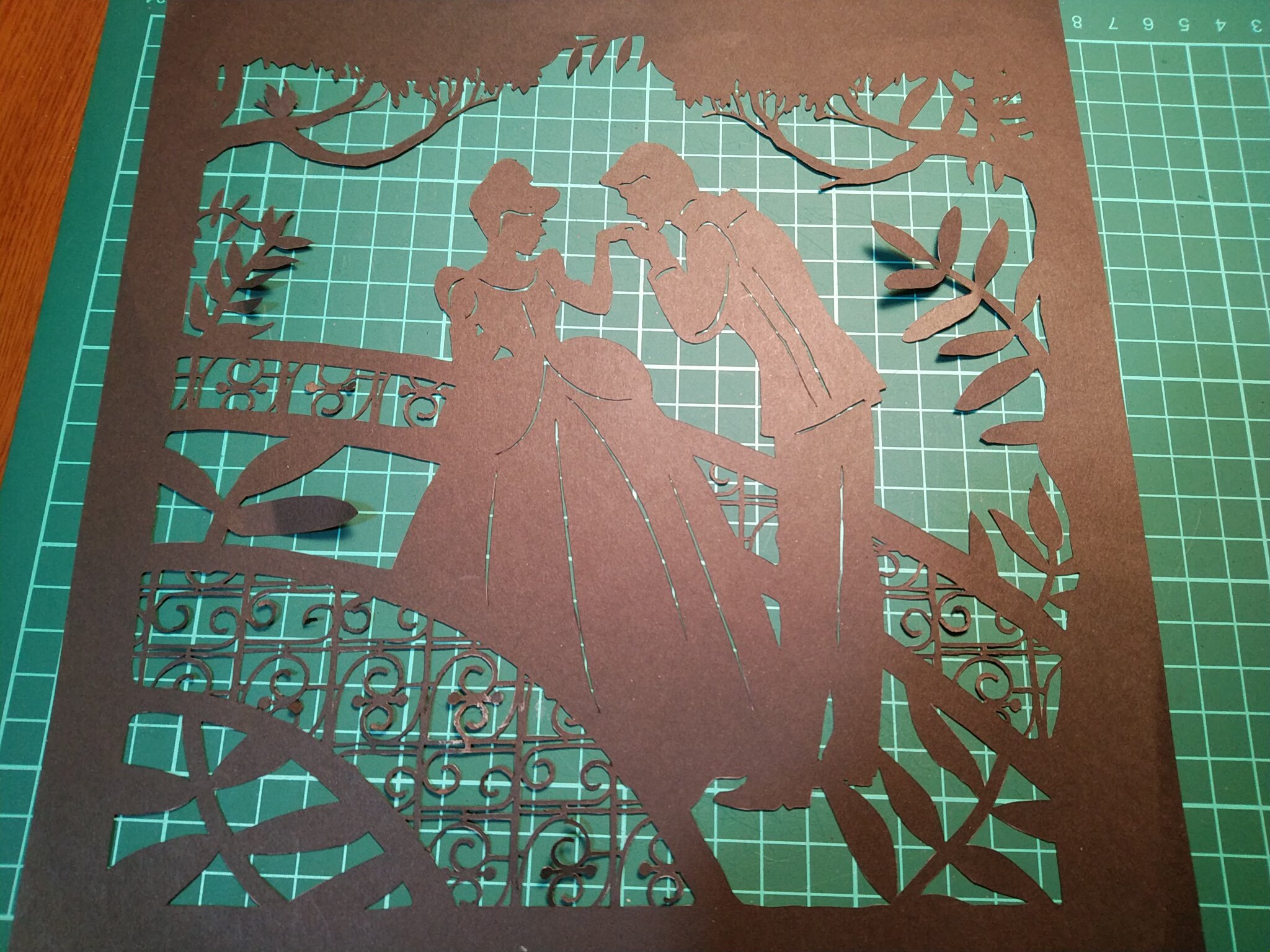 のりぃだぁ٩ ๑ ᴗ ๑ ۶ 切り絵 2枚目完成 カッター使いがなれてきたかな 切り絵 ディズニープリンセス切り絵キット シンデレラ 大橋忍さん T Co Wln4glsjb0 Twitter