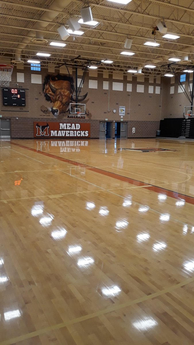 meadbball's tweet photo. Can't wait to get started! #MeadBasketball #StVrainStorm #yourturn https://t.co/kxkUvJUbHl