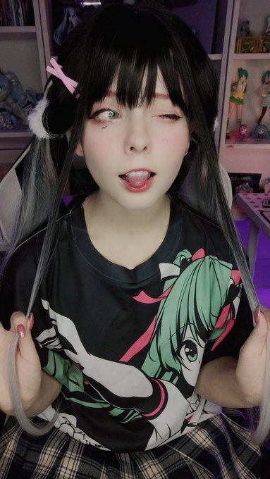 Twitterのコスプレ画像2