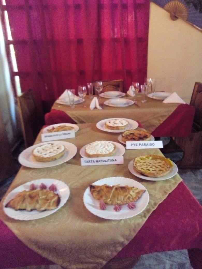 MincinCuba's tweet photo. En #PinardelRío, los restaurantes y cafeterías volverán a brindar servicios de comida para llevar y entregas a domicilio, siempre cumpliendo con los protocolos sanitarios establecidos y sin detener lo concerniente a la tarea ordenamiento. #Cuba @PresidenciaCuba @BetsyDazVelzqu2 https://t.co/ZwsiA1bgRb