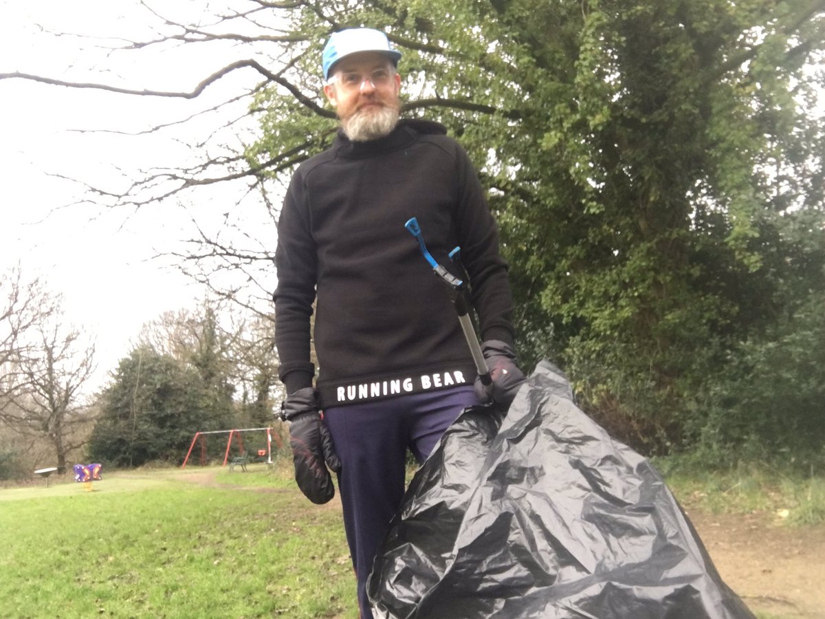 WilmslowRunFest's tweet photo. Some great positivity coming from Nick a team member at one of our sponsors @RunningBearShop 

He said he wanted to turn ‘Blue Monday’ into ‘Positive Monday’ by doing a bit of ‘Plogging’ around where he lives in Cheadle Hulme. https://t.co/07WHqJRI61