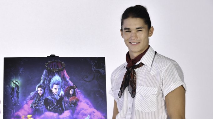 ディズニー チャンネル公式さん がハッシュタグ ディセンダント をつけたツイート一覧 1 Whotwi グラフィカルtwitter分析