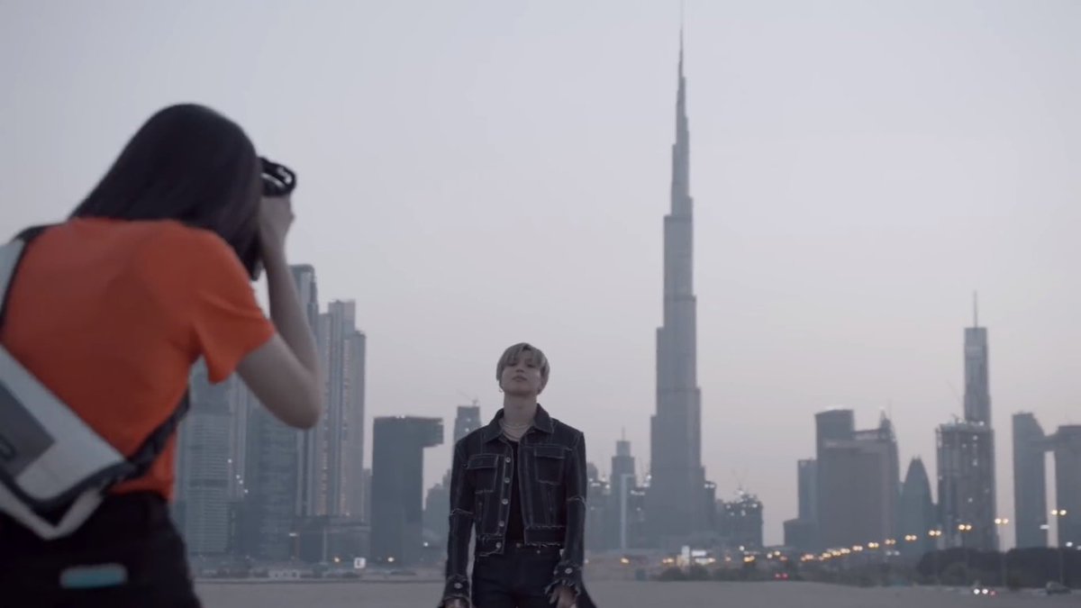 อิเอ้ดเอมมันใช้ตากล้องผุ้หยิงบ่อยจิง ไม่รุ้คนเดียวกันมั้ย