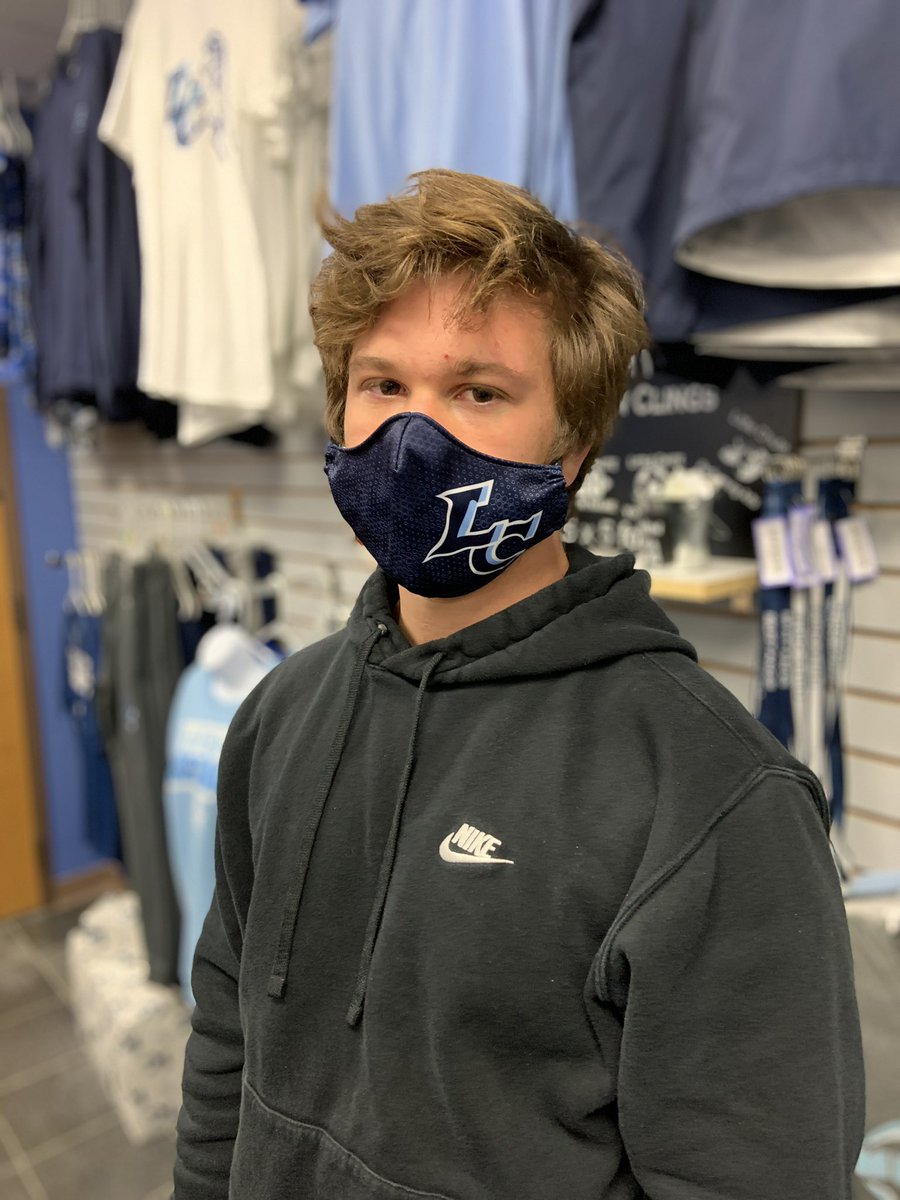 Mustang Locker Room tweet media