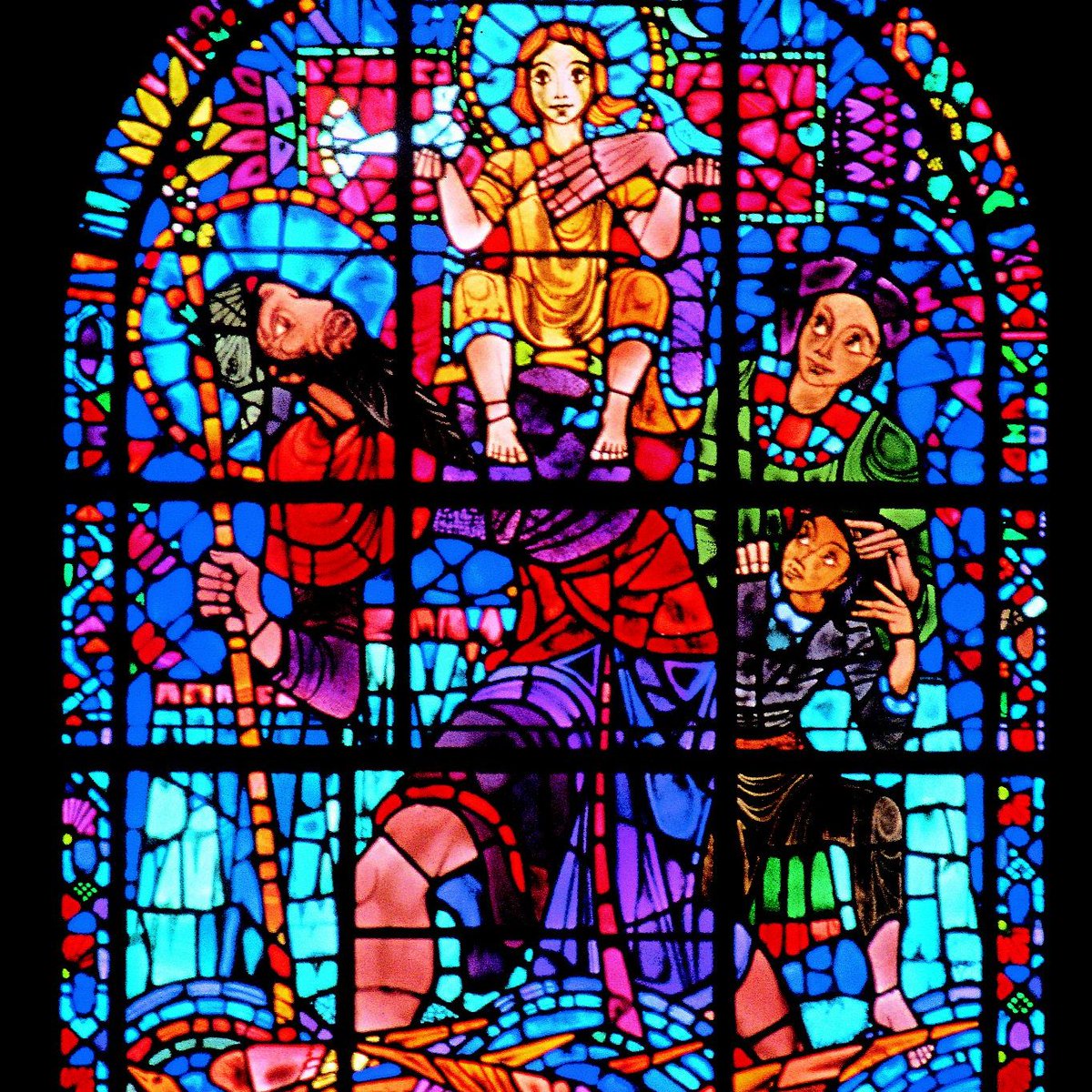 On #BlueMonday (and while the Cathedral is closed) we thought the beautiful colours in our Bossanyi windows might make a few people smile!