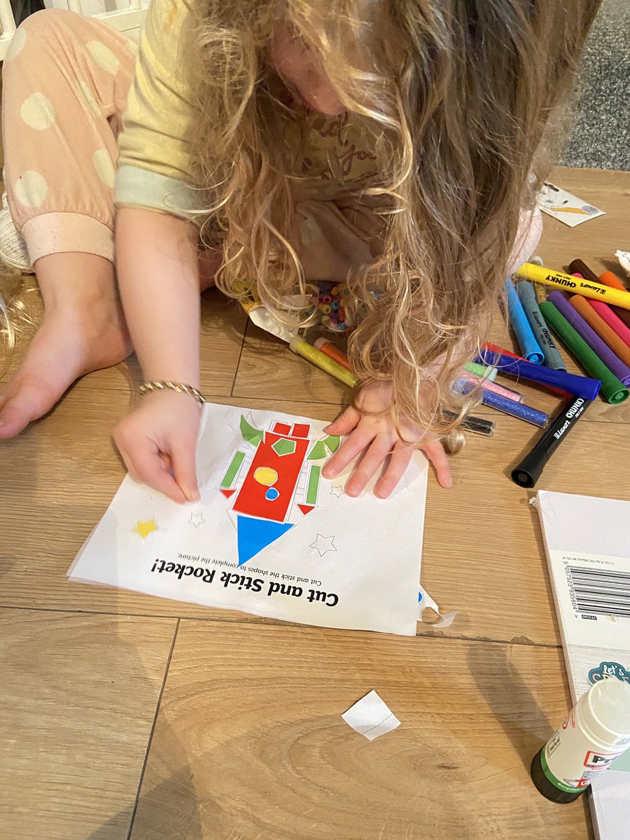 PlasmarlPrimary's tweet photo. 🚀🚀 NR has used 2D shapes to make a wonderful rocket! Fantastic work N! @PlasmarlNursery #CBeebiesSpaceWeek #PlasNum 🚀🚀 https://t.co/GdwbdGIgLX