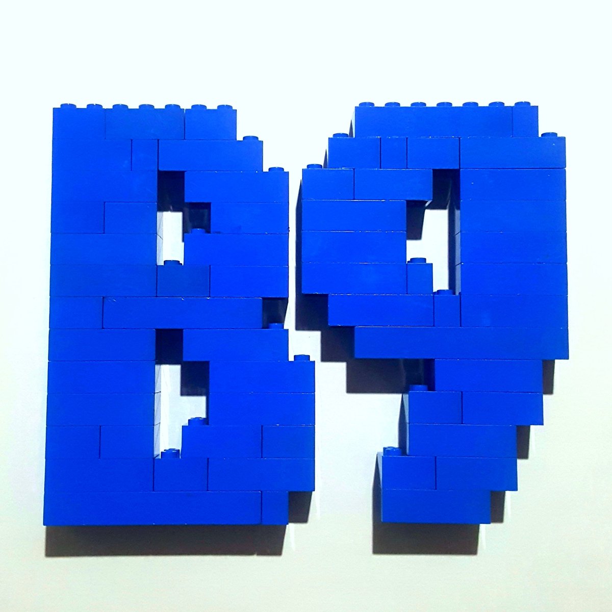 BLUE990938656's tweet photo. こんばんはやまげんです。緊急事態宣言が出てギャラリーが2月7日まで休館とのことです。2月12日からのグループ展は宣言が延長されなければできるそうです。今は延長されないことを祈るしかないですね。
#BLUE9 https://t.co/ApIhgTlQ7Q