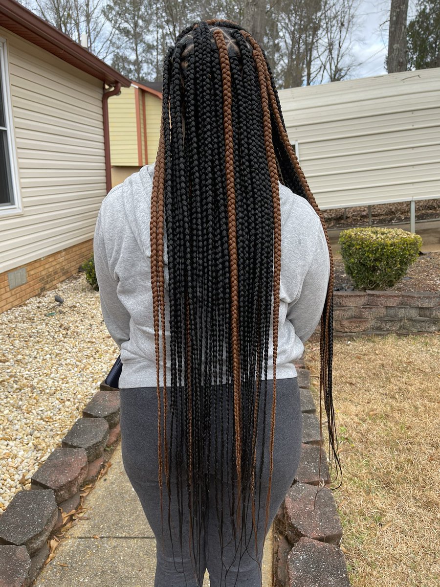 Keybaeee's tweet photo. Book Triangle w/length TODAY ‼️ Hair included 🤪 DM ME FOR MORE INFO‼️ #Myasu #Aum #book #ASUTwitter #troyu #trianglebraids #Braider https://t.co/66vvAoRXg5