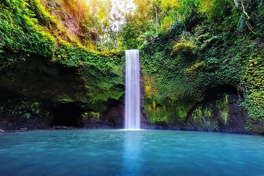 Tibumana Waterfall #Bali is one of the most beautiful hidden waterfalls near #Ubud. Luckily, only a few people know about it. #waterfall #indonesia #travel #tibumanawaterfall #nature #travelgram #tibumana #travelphotography #baliindonesia #explorebali #instatravel #wanderlust
