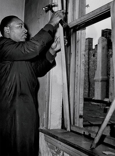 He moved to Lawndale (on the west side) in Jan 1966 to experience Black living conditions. Coretta Scott King said, “[it] was on the third floor of a dingy building, which had...only one dim bulb at the head of the stairs… As we walked in … the smell of urine was overpowering”