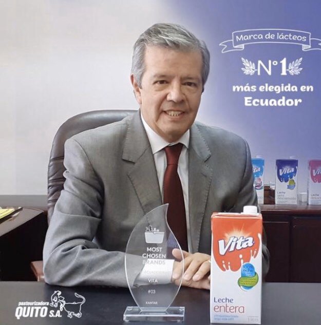 Mañana  a las 17:15 tenemos como invitado especial, en #LaBarraDeLaTribuna de @LaRedEcuador,  al economista Patricio Calderón, Gerente General de Pasteurizadora Quito S.A. Con él hablaremos de los más de 60 años de <a href="/VitaEcuador/">Vita Ecuador</a>  en los hogares ecuatorianos.