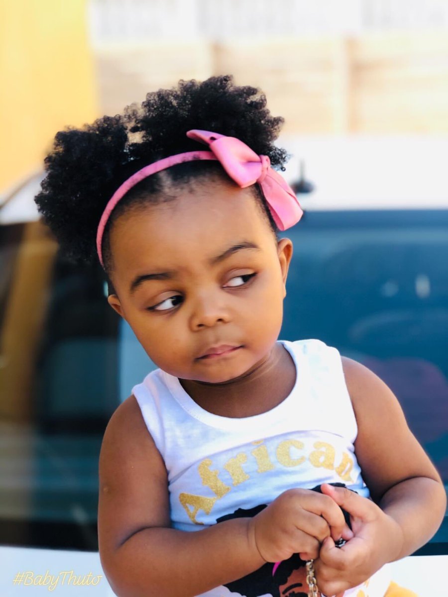 Gets to the restaurantMe: Hauwa me I dinnor have plenty money for this place oo. Let me just order something small for youHauwa: Ok my dearWaiter: What can I offer youMe begins to talk.....Hauwa: Shey You people have Jollof riceWaiter: YesHauwa: Ehn Give me 3 platesMe: 