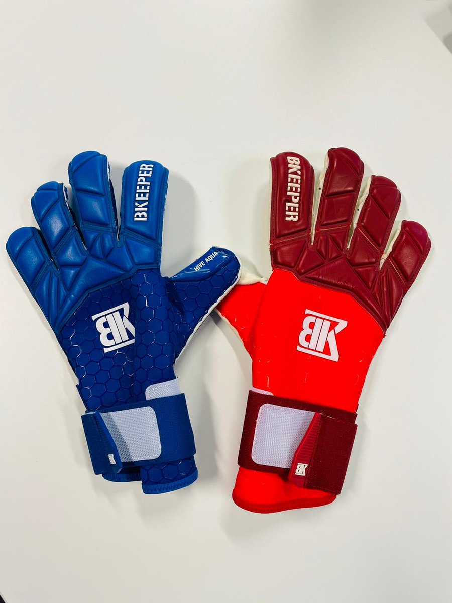 beinsports_FR's tweet photo. [🎁CONCOURS #SalonVIP] 
🔁 RT pour tenter de gagner cette paire de gants de gardien !
👉 Follow @beinsports_FR  pour jouer 😉 https://t.co/kngyLi3BMk