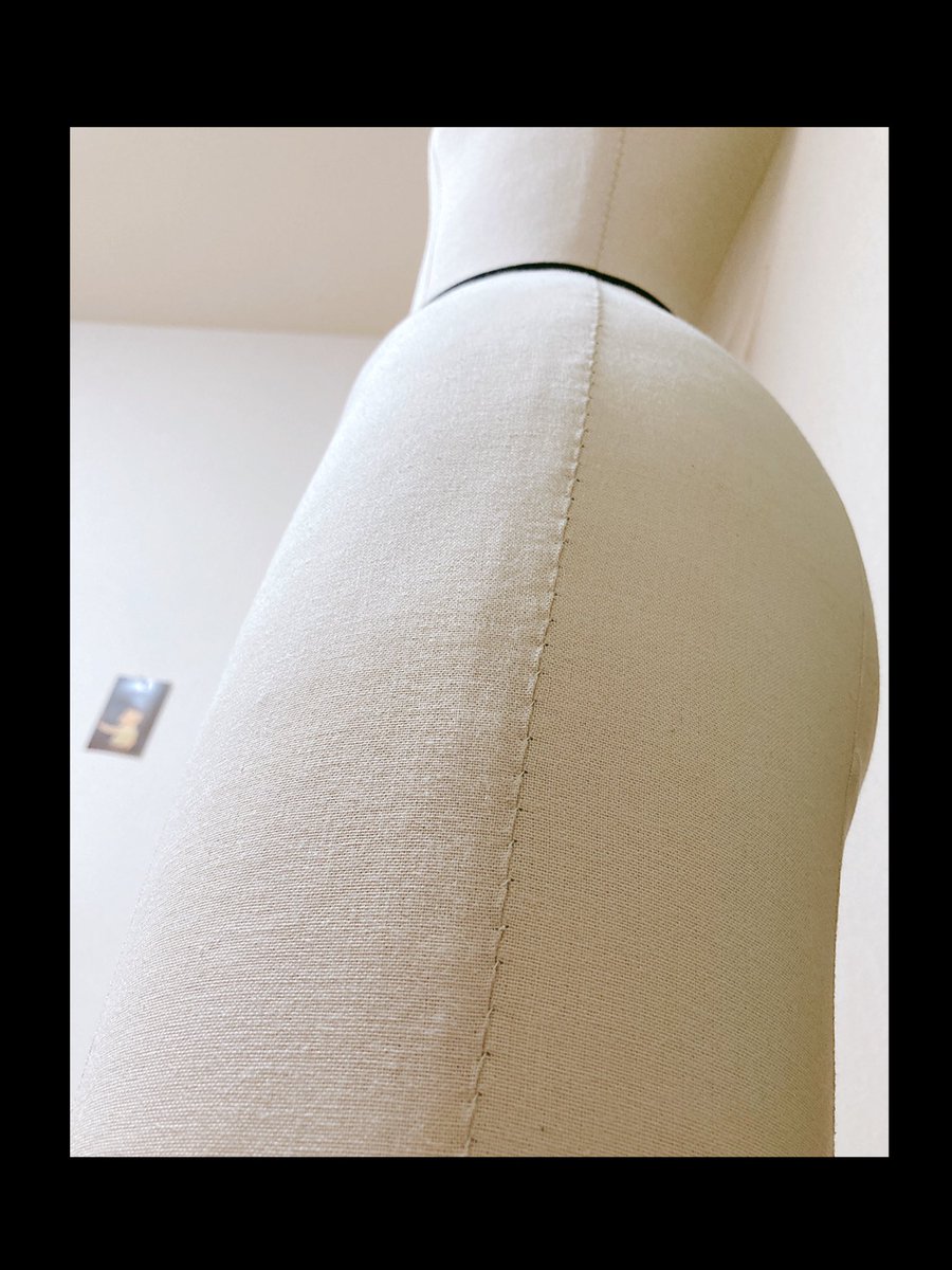 u_kamy's tweet photo. #この世にあって欲しいものを作るよ
#sewingcreator
#衣装 も #衣裳 も #普段着 も
#アクセサリー も #マスク も
#何でもつくります
🪡
オーダーお待ちしております♡
新居の作業場に、
やっとこさ
迎え入れました♡
ズボン👖も作りたくて
念願の足つきボディ❗️
#art https://t.co/5Y0xYKkZ7B