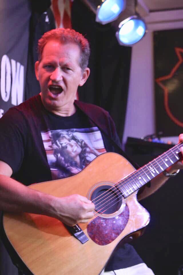 Ray Fogg tweet media