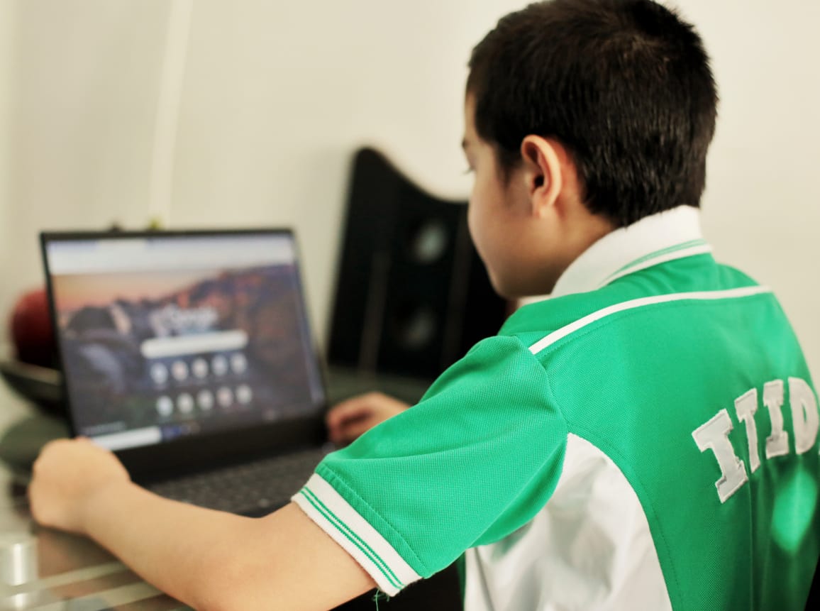 rodolfo_ucros's tweet photo. #GranPactoPorLaEducación • Hoy 18 de enero cuando las instituciones educativas oficiales de Soledad inician su período académico del año 2021 de forma virtual, envío un afectuoso saludo a los estudiantes, sus familias, docentes y directivos. https://t.co/WrcJTeMmIx