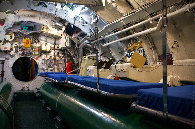 Сборка подводной лодки. Подводная лодка Борей внутри. Современная подводная лодка изнутри. Внутри атомной подводной лодки.