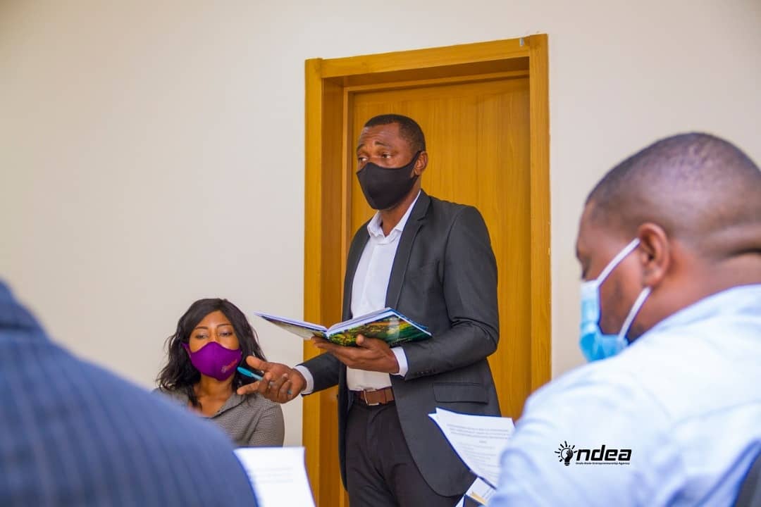 officialondea's tweet photo. Starting the year with our First Excos Meeting at the Ondo State Entrepreneurship Agency, The year 2021 is filled with so much to make growth easier for entrepreneurs and business owners in Ondo State😁💪
#ondea #2021yearofdevelopment https://t.co/QVoaaYVWUe