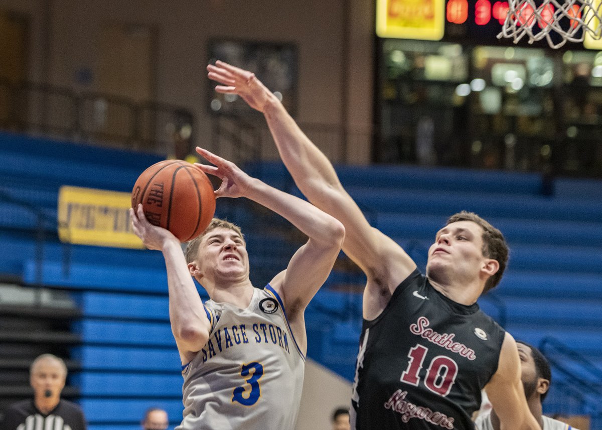 GoSoutheastern's tweet photo. ⚡🏀⚡🏀 

#TakeCover⚡ https://t.co/3rf7n2yTn7