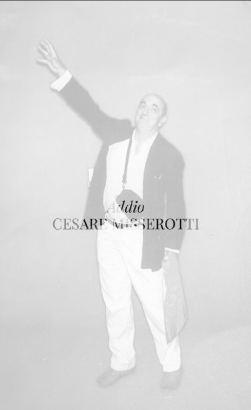 Addio a Cesare Misserotti, gallerista che amava il rugby.
E' mancato all'età di 78 anni il fondatore della galleria d'arte L'elefante.

#ANGAMC #CesareMisserotti #gallerialelefante