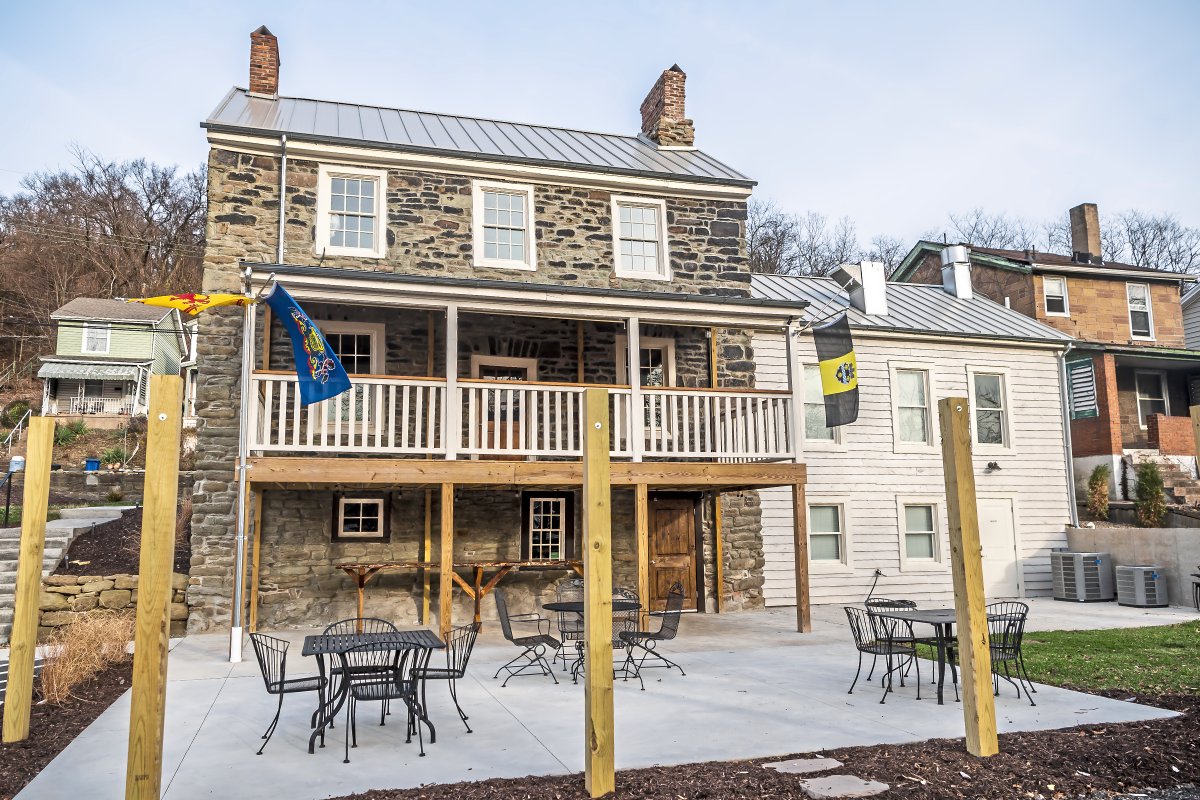 bobbatzjr's tweet photo. The best beer I've had in MONTHS was no doubt the @SpoonwoodBrewin pale ale I sipped while talking with the partners behind The Woods House Historic Pub at its massive stone fireplace. It felt like time travel. It was:  https://t.co/lqV1YTFXwK (@alexandrawimley photo) https://t.co/5GkHITHbEJ