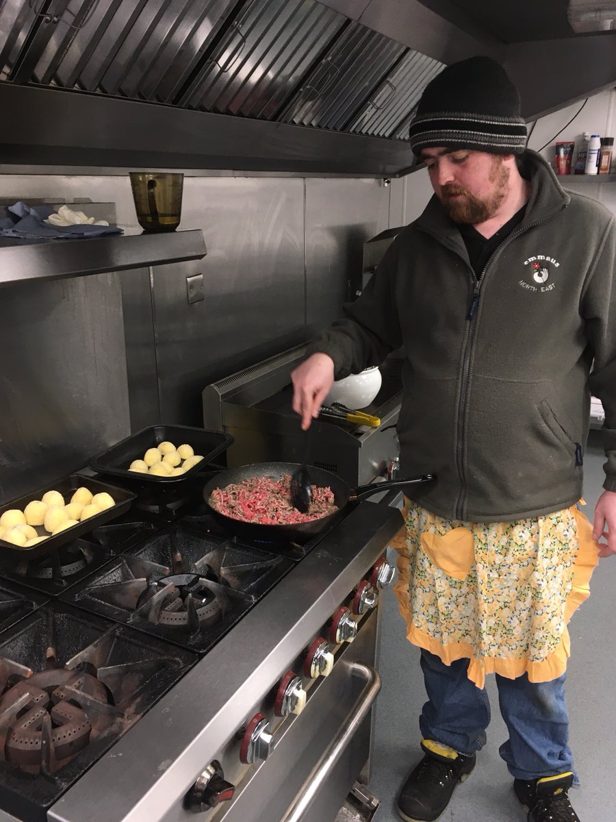 emmausne's tweet photo. Kris is rustling up some grub for himself and his fellow companions today. Communal meals are part of daily life at Emmaus North East and everyone chips in 💚👏 #SouthShield #EndHomelessness https://t.co/ZYYGJALiKZ
