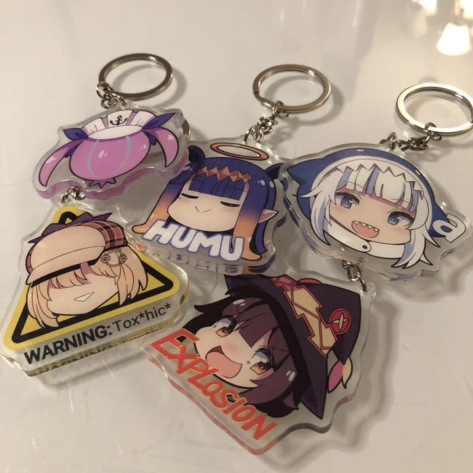I made a bunch of acrylic keychains using my sticker designs. Consume at your own discretion...

#絵ニックス #ameliaRT #inART #いなート #gawrt #hololive #HololiveEN 