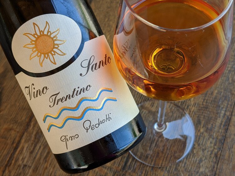 wineoneway's tweet photo. Esplorate. Sognate. Scoprite: così recita il claim della Cantina. Gino Pedrotti ha trasformato la Nosiola trentina nel Vino Santo. Tutti beati, il Paradiso è già qui.
.
#ginopedrotti #nosiola #trentino #vinosanto #passito #wine #vino #wineoneway #WoW https://t.co/SV3orZxhrI