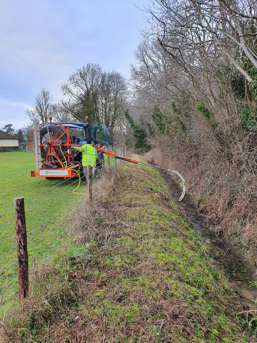 Big thany you to <a href="/WilliamMorfoot/">WilliamMorfootLtd</a> for coming at short notice to get us out of a muddle