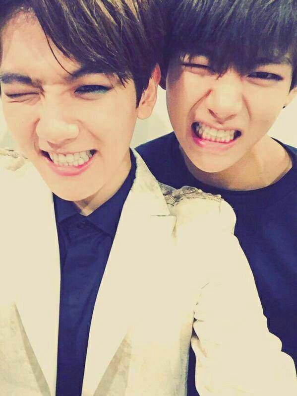One of the most iconic duos in Kpop...Baekhyun and V