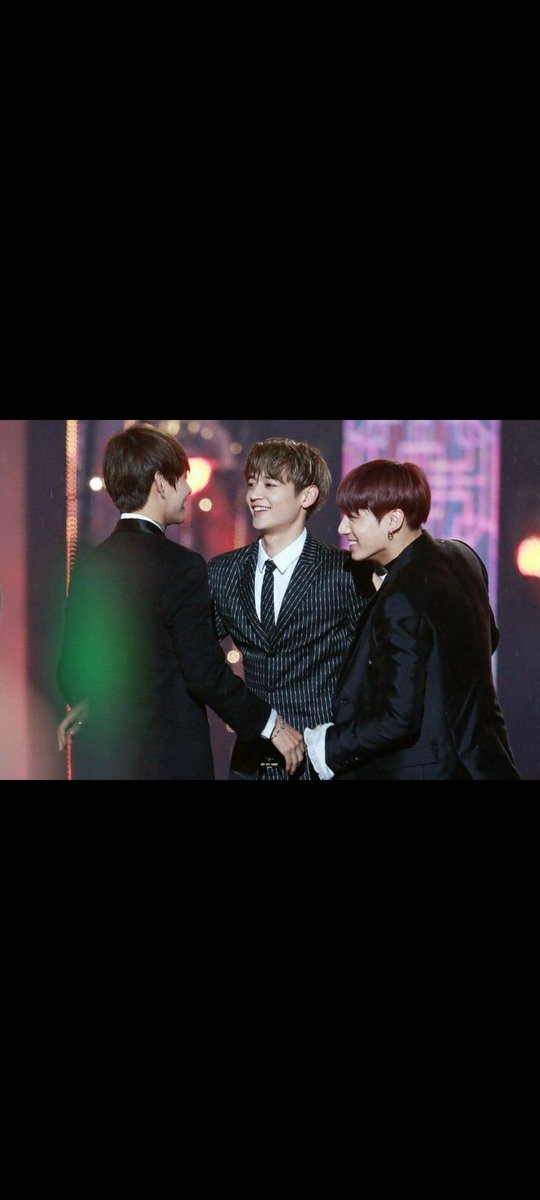 Two iconic groups being friends...BTS and Shinee