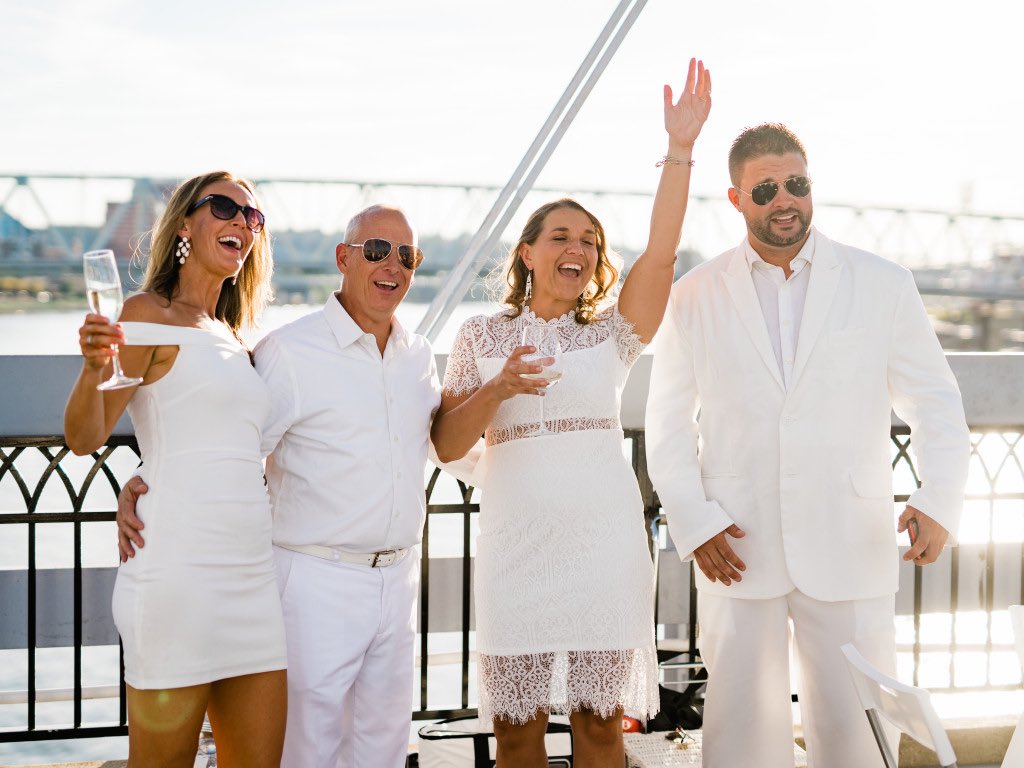 Did you know that ColdIron is the locally owned and operated mastermind behind so many events and festivals in the tri-state area?! One of the newest events we’ve added to our rental, management and production list is Diner en Blanc Cincinnati. 

coldironeventrentals.com