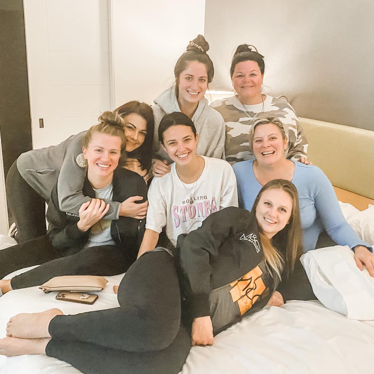 ErinMcKinnon's tweet photo. Our last night in Boca. We ditched the dresses, heels and makeup for jammies, champs and pizza. micheleandgroup

#momlifeisthebestlife #momslife #momlifebelike #momlifestyle #singlemomlife #workingmomlife #momliferocks #lifemoments #mommylifestyle #mombosslife #justmomlife #busy https://t.co/uJkSDwoV10