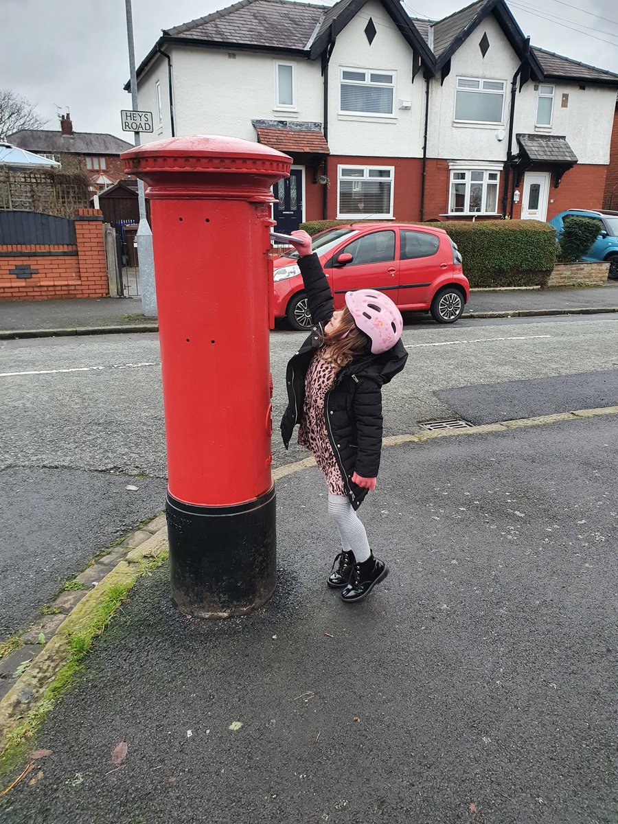 abby towell tweet media