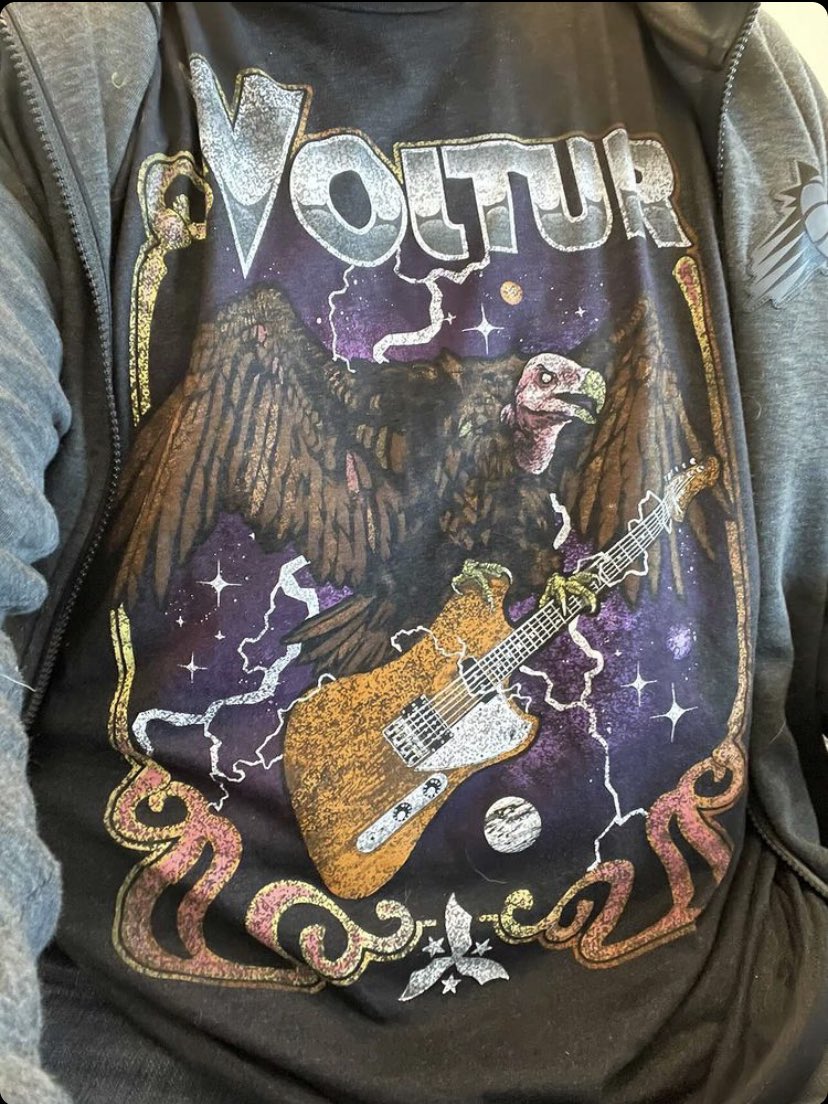The T-shirt design I did for @NovoGuitars has been released and it looks great! 
Absolute pleasure working with them, I’ve been a fan of what they do for a few years now as well as their @RivoltaGuitars 

#art #design #illustration #guitar #guitars #tshirt #novo #novoguitars