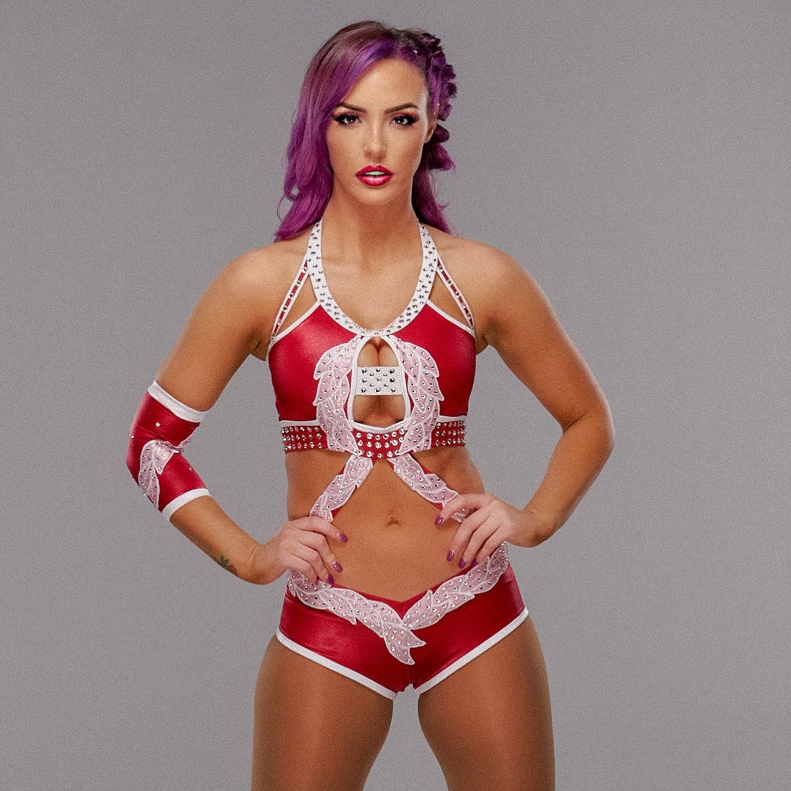 You owe it to yourself to become everything you ever dreamt of being ✨