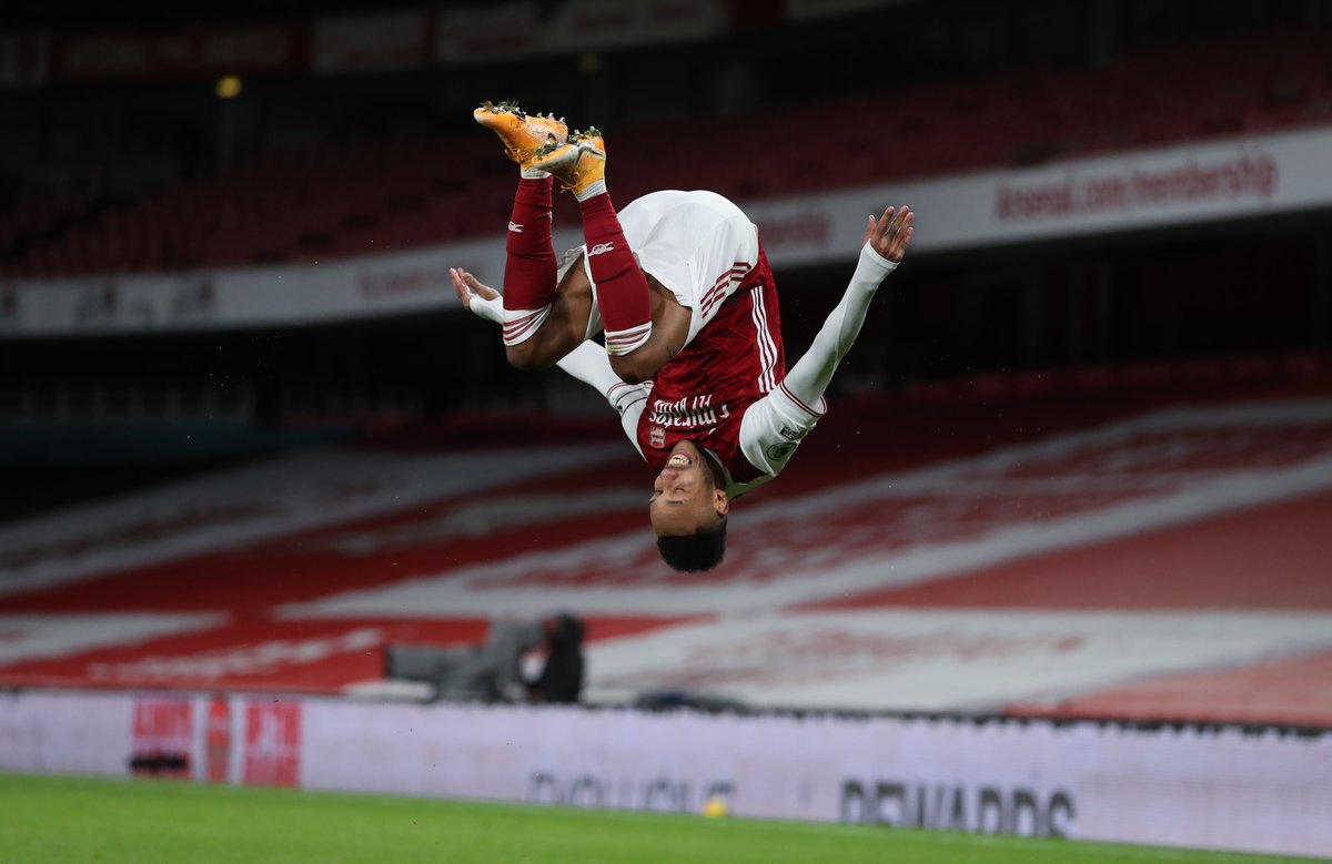 Squawka's tweet photo. Most Premier League goals scored since Pierre-Emerick Aubameyang made his Arsenal debut:

◎ Mohamed Salah (67)
◎ Jamie Vardy (61)
◉ Aubameyang (59)
◎ Harry Kane (56)
◎ Sadio Mané (50)

Form is temporary... https://t.co/5uehkF6zQq