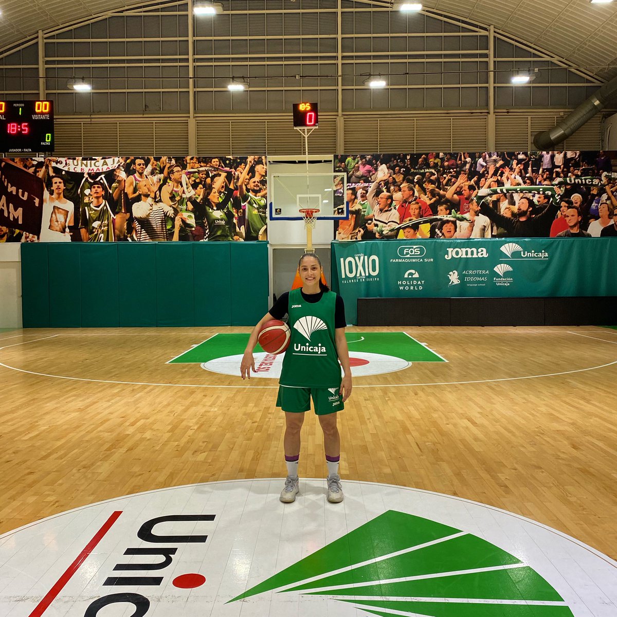 Casa nueva 💚🏀
.
.
<a href="/unicajaCB/">UnicajaCB</a>