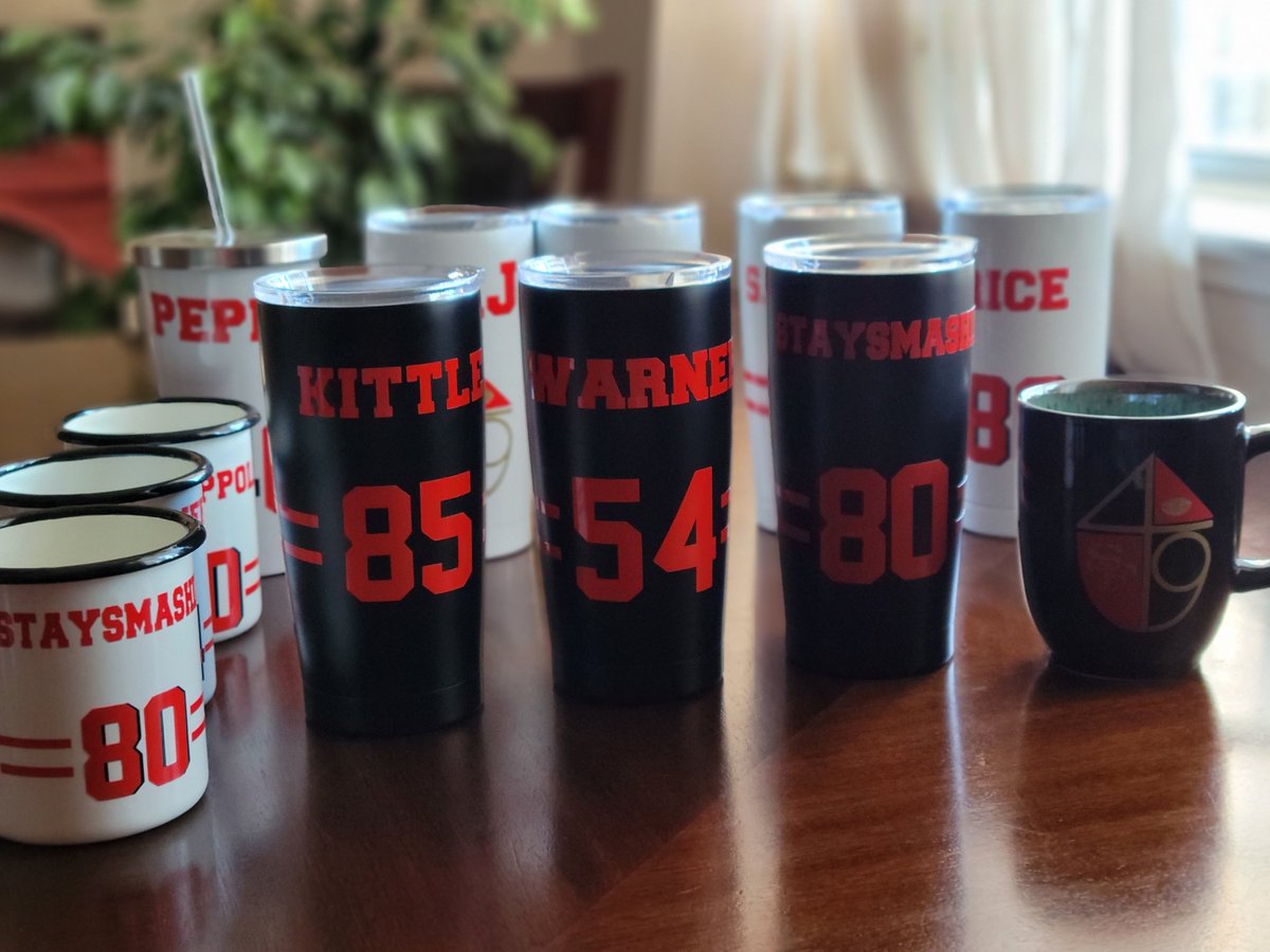 Inspector_Dabit's tweet image. Red Tumblers &amp;amp; Mugs now available. White &amp;amp; Black in too, DM to place your order. *Any Name &amp;amp; Number*

Want a free Mug?? 
RT and Follow me for your chance at a choice of red or white mug! 
2 winners will be picked on Friday 1-22 @ 7:10pm pst
#FTTB instagram.com/faithful_gear/