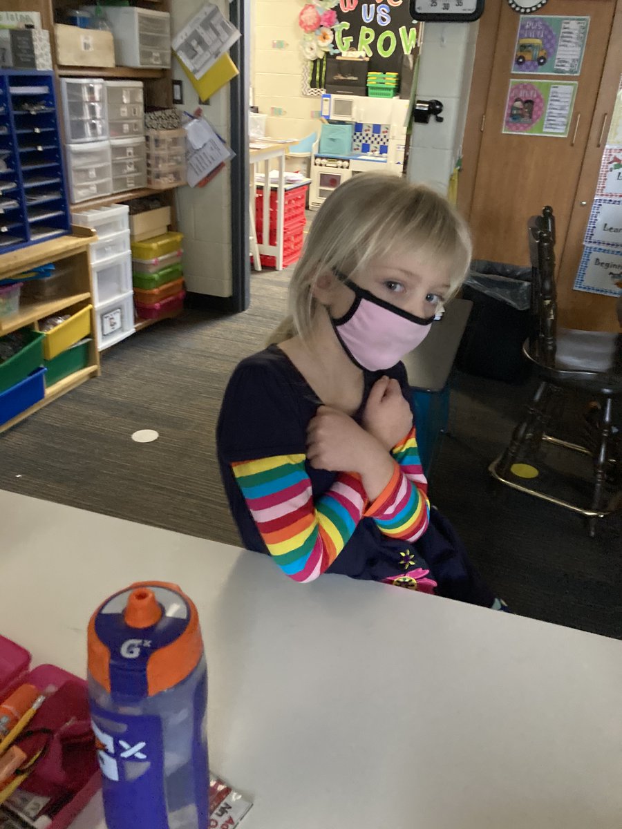 GrandvilleDawgs's tweet photo. Mrs. Sokolove’s kindergartners sang along with a Martin Luther King Jr. song that included learning the words “equality,” “justice,” “peace” and “love” in sign language. #mlk #wearegrandville #westelementary ☮️💗⚖️ https://t.co/5PYdC3pgEd