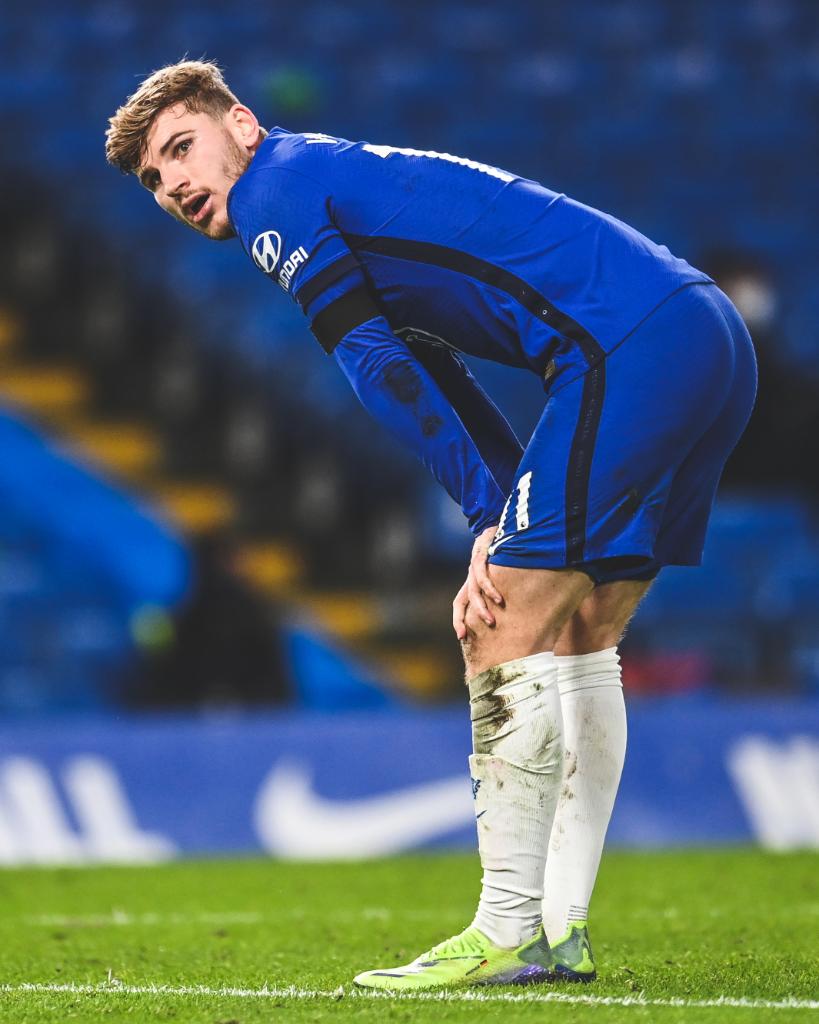 'Relegation threatened' Arsenal are now only two points behind 'Title challengers' Chelsea. What a season 🙃