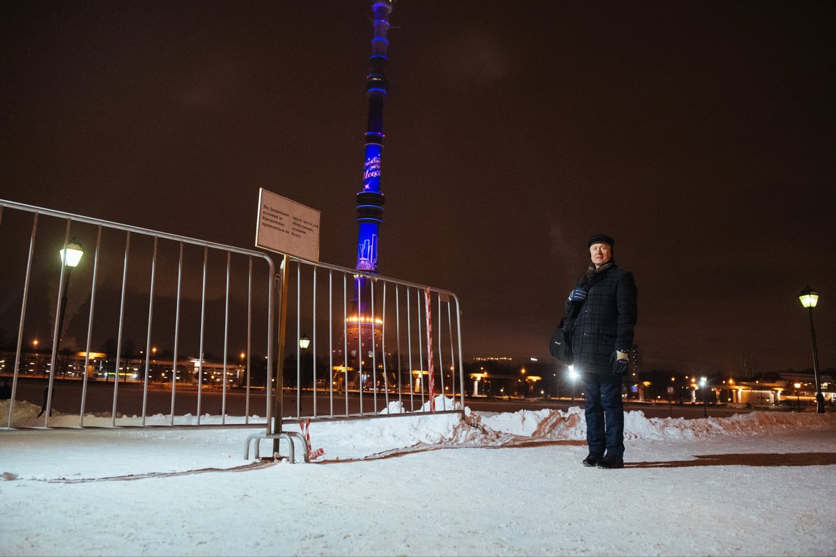 antonb_ru's tweet photo. Крещенские купания в Москве запретили… #крещенскийсочельник #крещение #Москва #Останкино https://t.co/lBzNeHxgkS