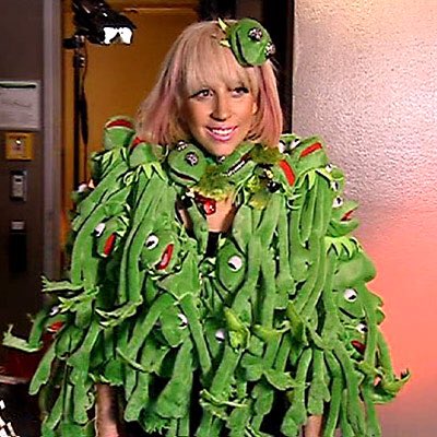 Lady Gaga as sea urchins - a thread